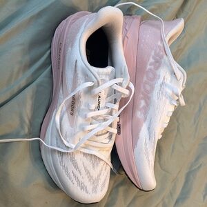 Brooks Women's Athletic Shoes in White and Light Pink